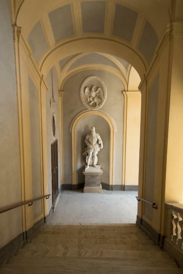 Palazzo Doria D'Angri Suites Naples Exterior photo